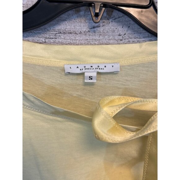 Laundry By Shelli Segal Yellow 3/4 Sleeve Top With Bow Tie Neck Size S - Picture 2 of 3